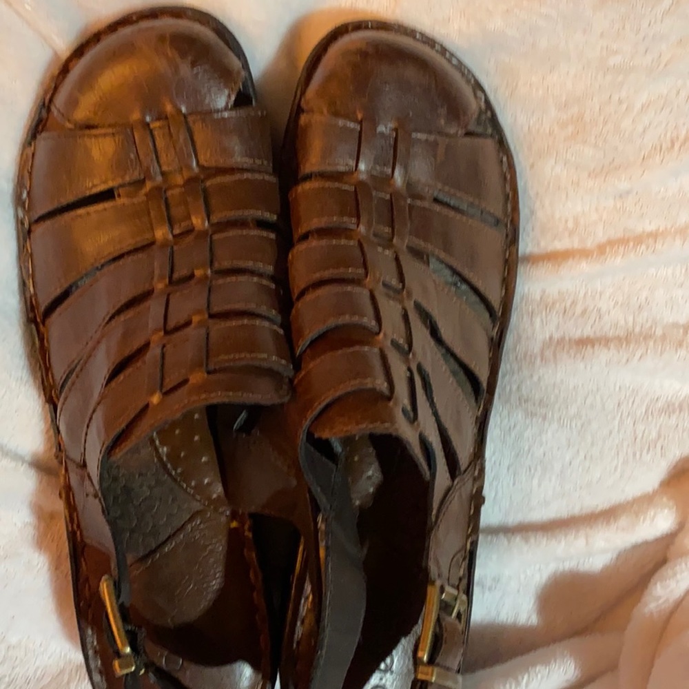 BOGO BOC like new Sandler Brown size 10